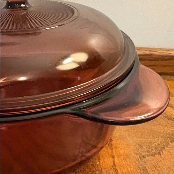 Vintage Pyrex / Corning Amethyst Purple Glass Casserole Bowl w/ Lid #1148 MCM - Picture 15 of 17